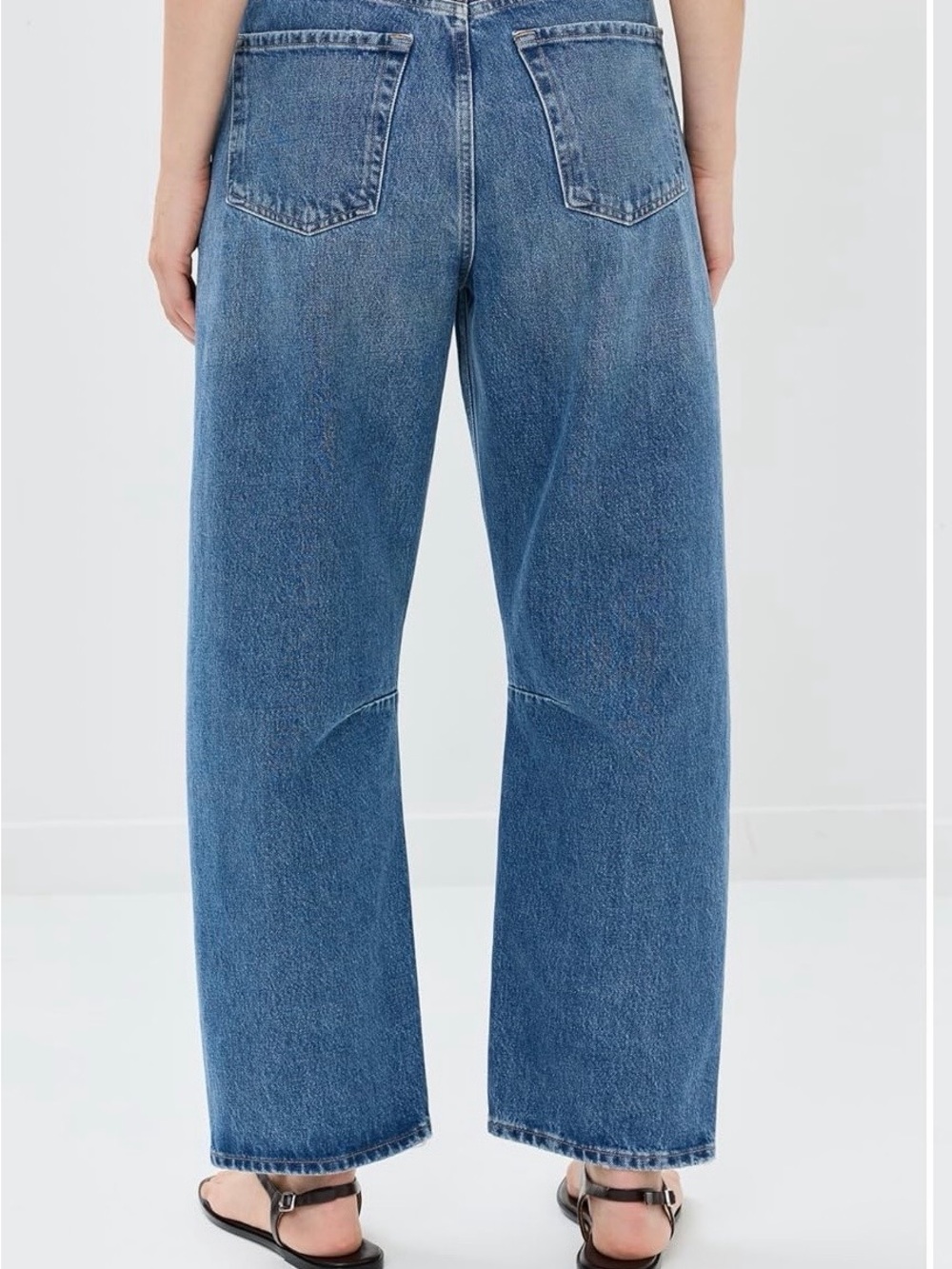 Citizens Of Humanity Miro Jeans in Medium Blue Denim - Picture 2 of 6